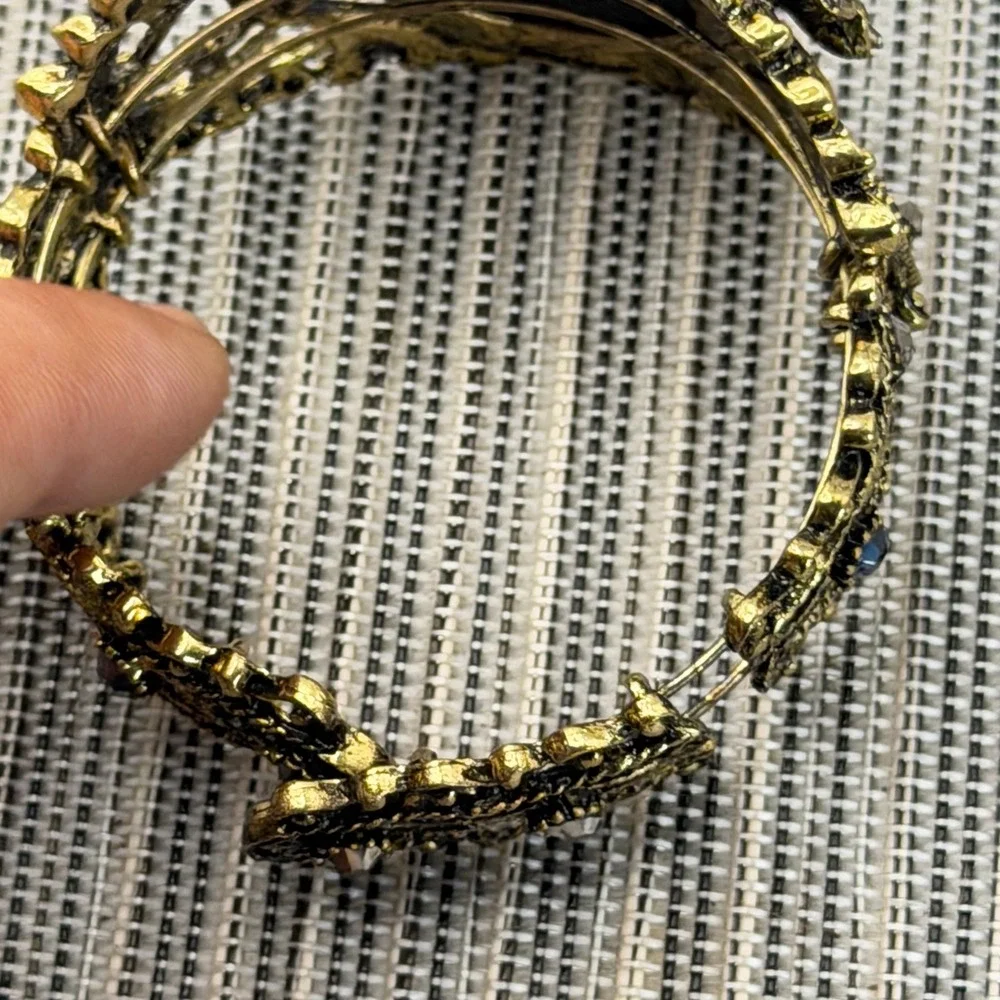 Vintage Victorian Revival Cameo Clamper Bracelet Rhinestone Gold Tone Filigree